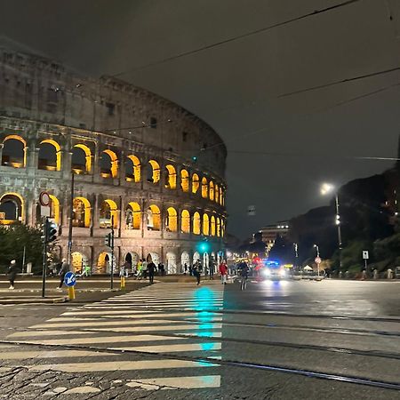 Al Colosseo Appartamento Vintage Rome Bagian luar foto